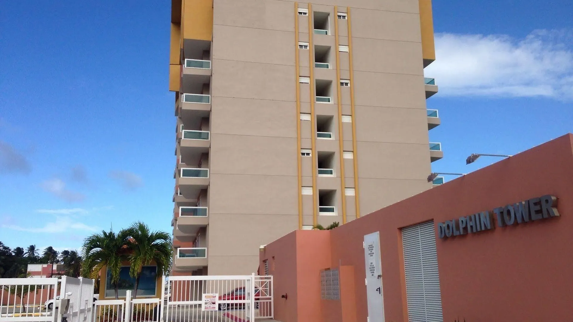 Dolphin Tower Apartment Luquillo